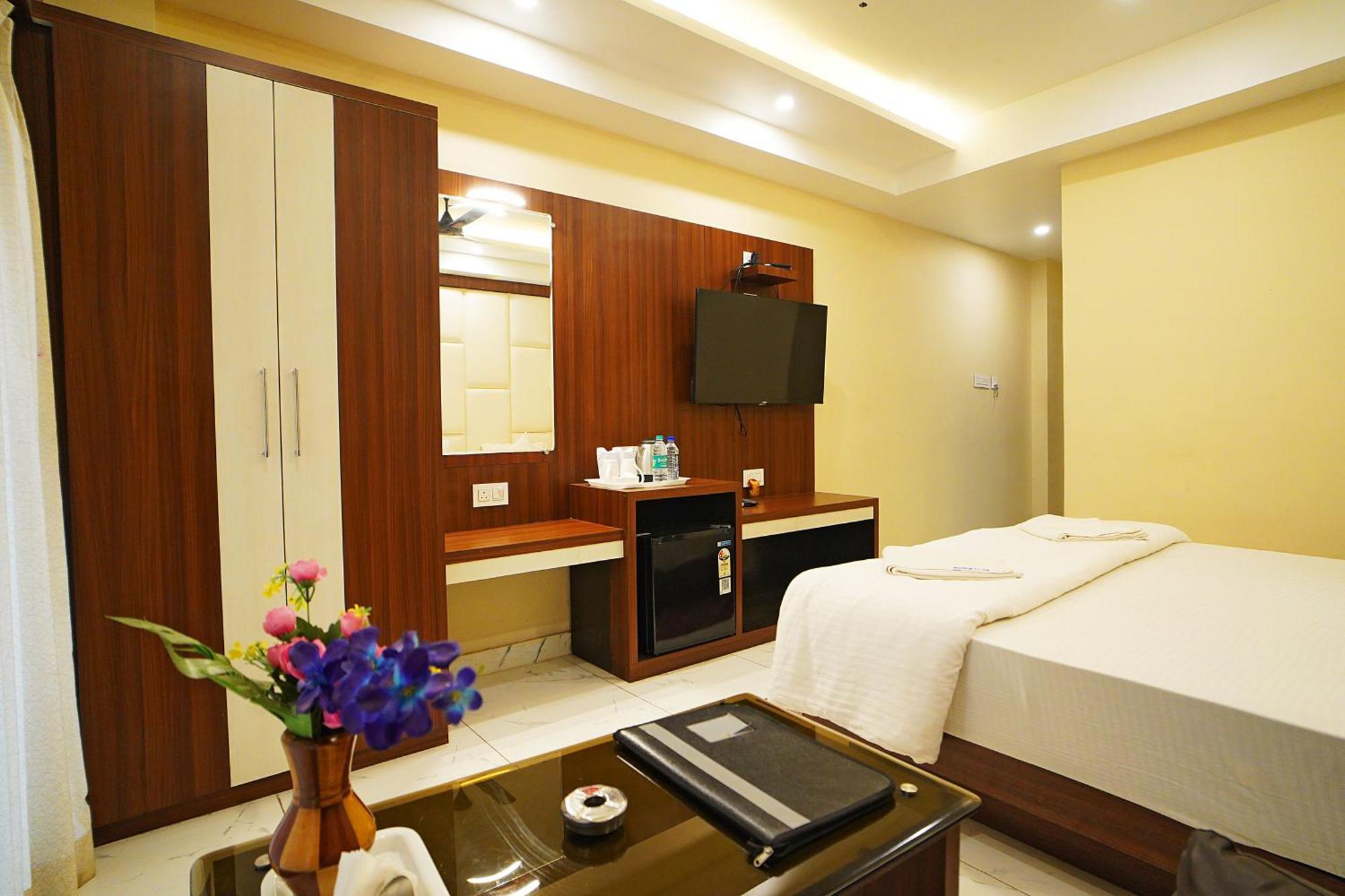 Royal Palace Beach Resort Walking Distance 1 Minutes Mandarmani Exterior photo